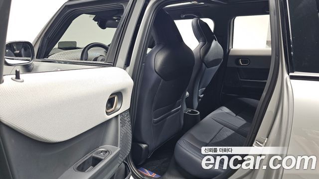 Mini Cooper 2025 — photo 18