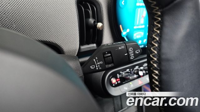 Mini Cooper 2025 — photo 23