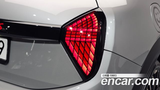 Mini Cooper 2025 — photo 9