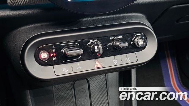 Mini Cooper 2025 — photo 31