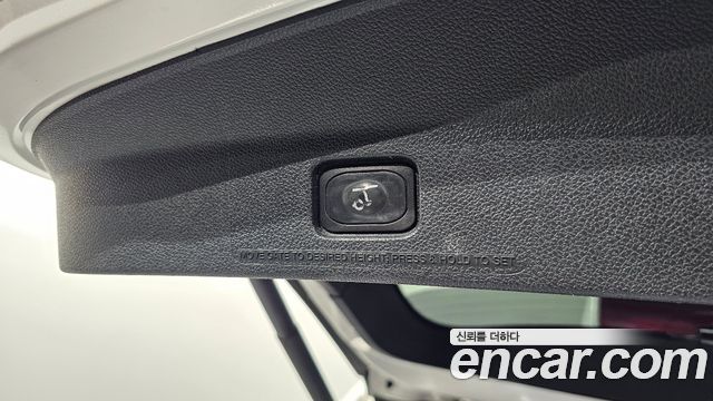 Ford Explorer 2018 — photo 26