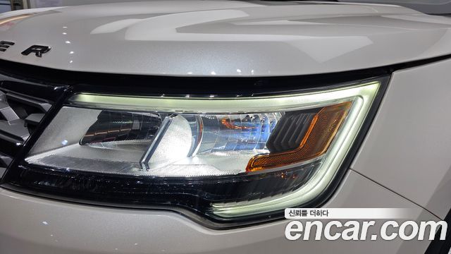Ford Explorer 2018 — photo 8
