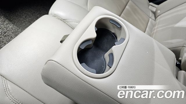 Ford Explorer 2018 — photo 28