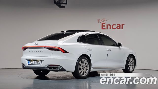 Hyundai Grandeur 2023 — photo 2
