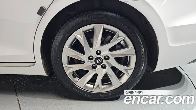 Hyundai Grandeur 2023 — photo 7