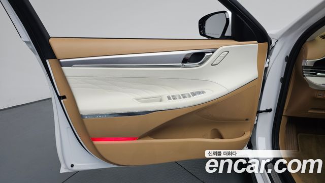 Hyundai Grandeur 2023 — photo 14