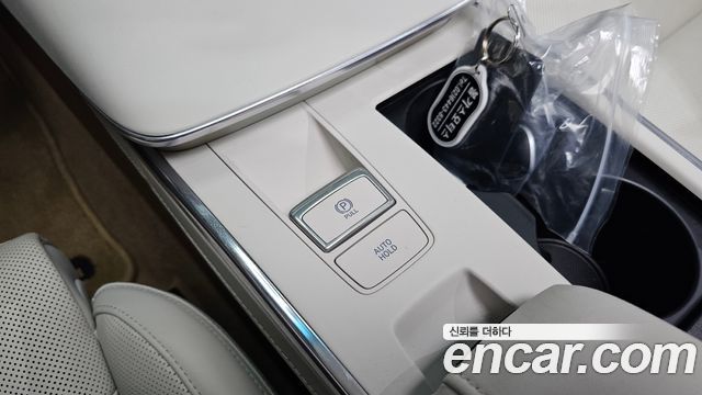 Hyundai Grandeur 2023 — photo 28