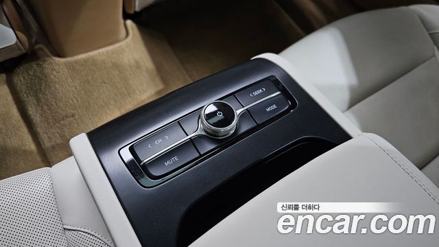 Hyundai Grandeur 2023 — photo 32