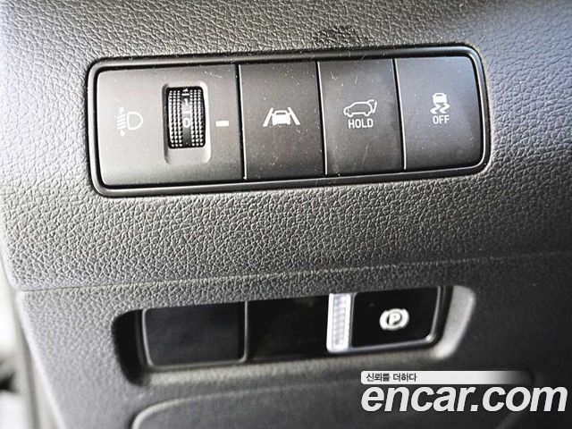 Hyundai Santafe 2021 — photo 18