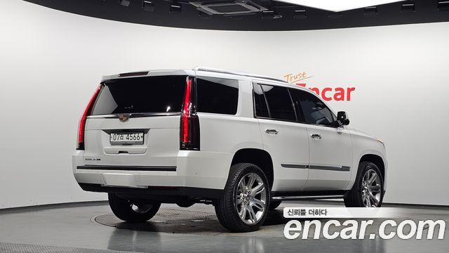 Cadillac Escalade 2019 — photo 2
