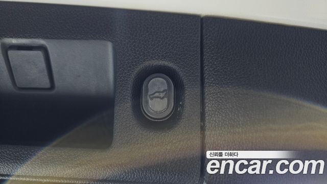 Cadillac Escalade 2019 — photo 20