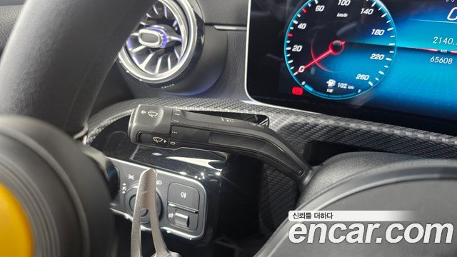Mercedes-Benz A-Class 2020 — photo 33