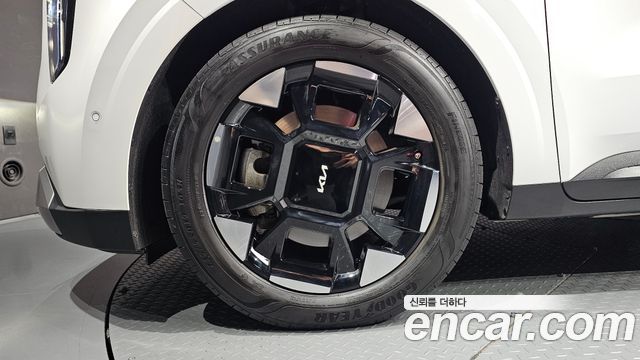 Kia Canival 2025 — photo 5