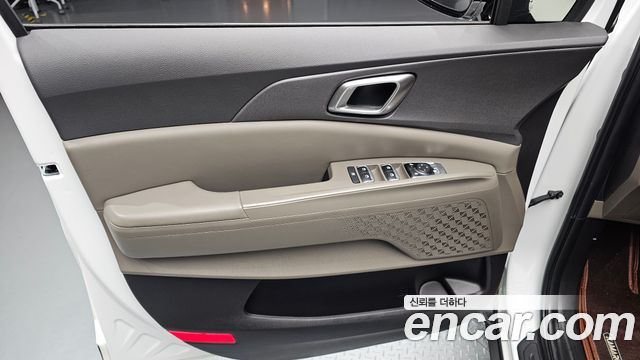 Kia Canival 2025 — photo 14