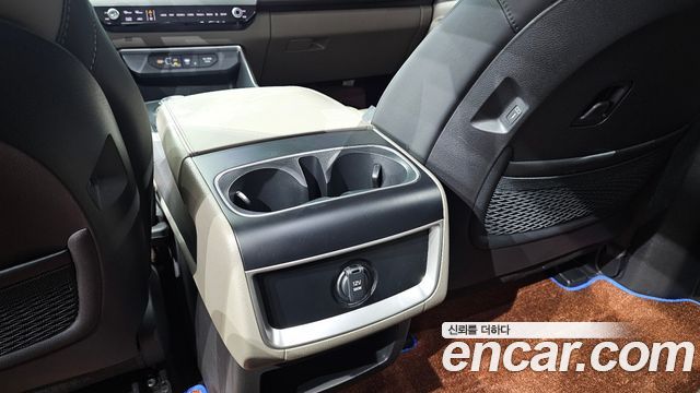 Kia Canival 2025 — photo 32