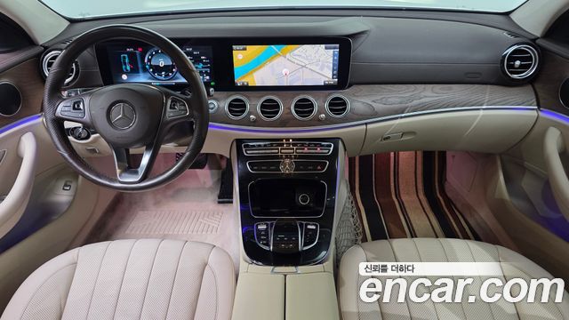 Mercedes-Benz E-Class 2017 — photo 7