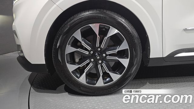 Kia Canival 2021 — photo 5