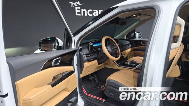 Kia Canival 2021 — photo 13