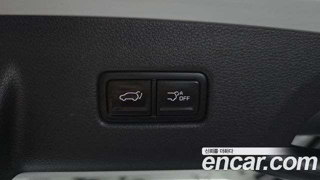 Kia Canival 2021 — photo 26