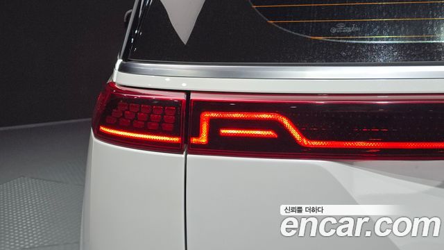 Kia Canival 2021 — photo 9