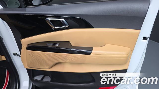 Kia Canival 2021 — photo 15