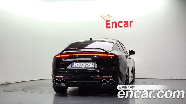 Kia Stinger 2023 — photo 4