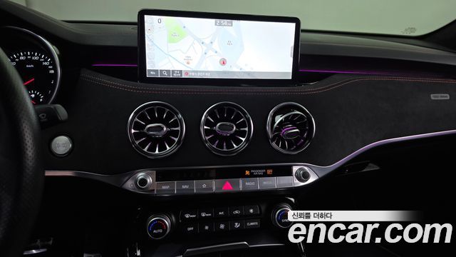 Kia Stinger 2023 — photo 20
