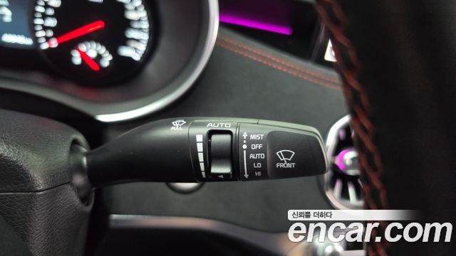 Kia Stinger 2023 — photo 27