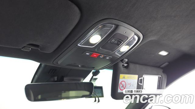 Kia Stinger 2023 — photo 28