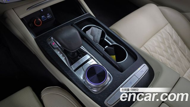 Kia K9 2023 — photo 12