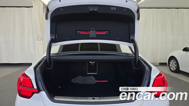 Kia K9 2023 — photo 23