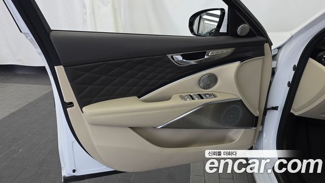 Kia K9 2023 — photo 14