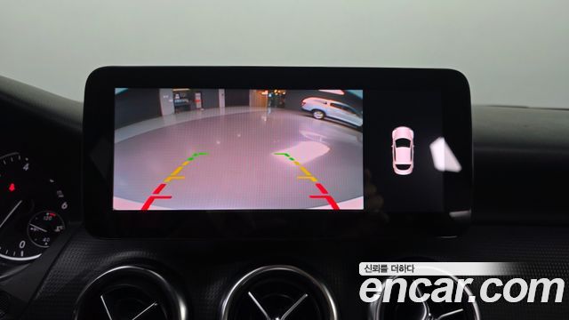 Mercedes-Benz A-Class 2015 — photo 15