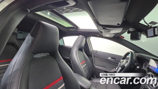 Mercedes-Benz A-Class 2015 — photo 20