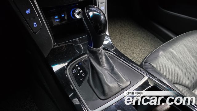 Hyundai i40 2016 — photo 9