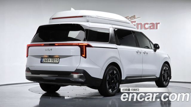 Kia Canival 2024 — photo 2