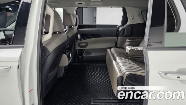 Kia Canival 2024 — photo 18