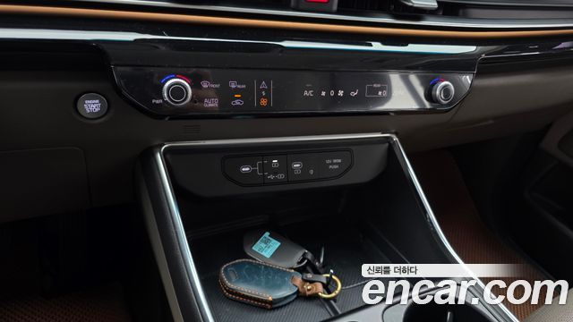Kia Canival 2024 — photo 25