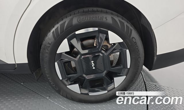 Kia Canival 2024 — photo 7
