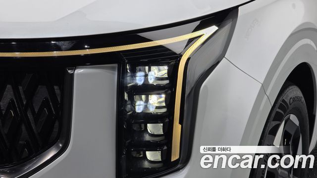 Kia Canival 2024 — photo 8