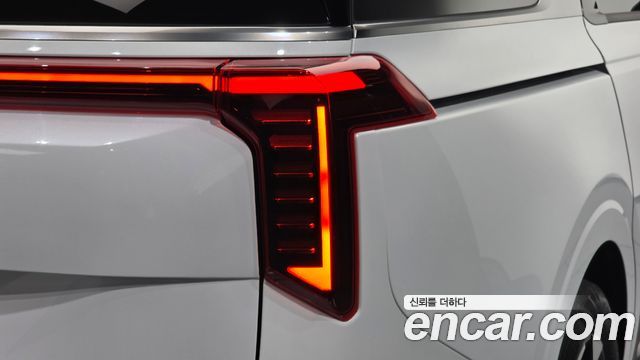 Kia Canival 2024 — photo 9