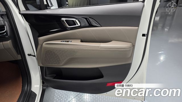 Kia Canival 2024 — photo 15