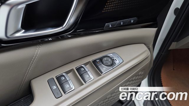 Kia Canival 2024 — photo 27