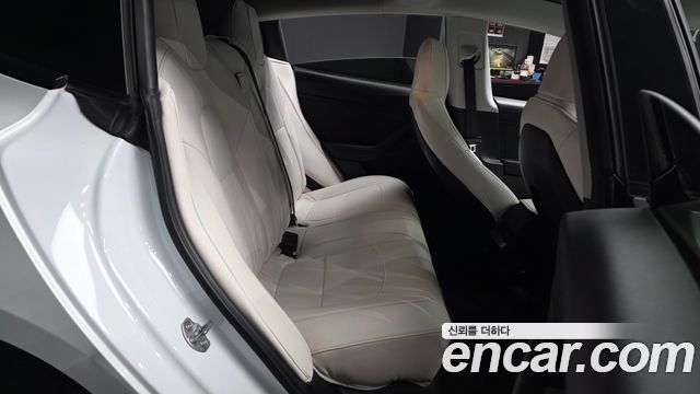 Tesla Model 3 2021 — photo 18