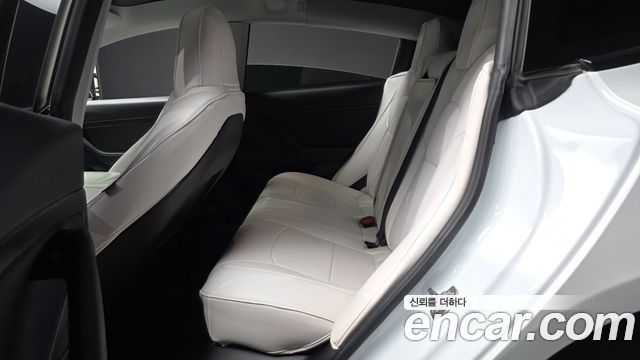 Tesla Model 3 2021 — photo 16