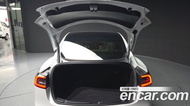 Tesla Model 3 2021 — photo 32