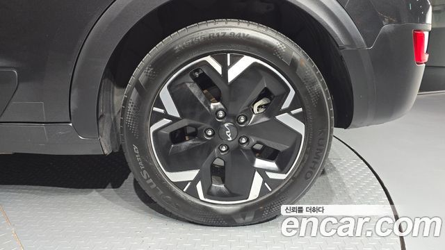 Kia Niro 2023 — photo 7