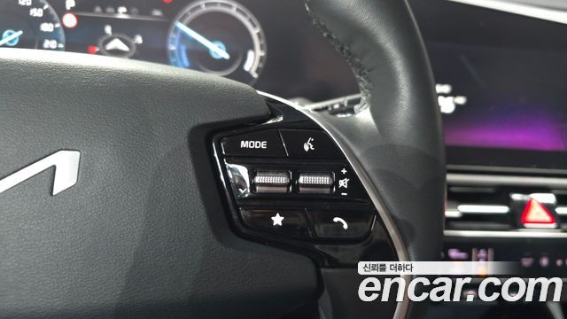 Kia Niro 2023 — photo 32