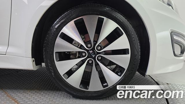 Kia K5 2013 — photo 5
