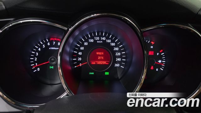 Kia K5 2013 — photo 11